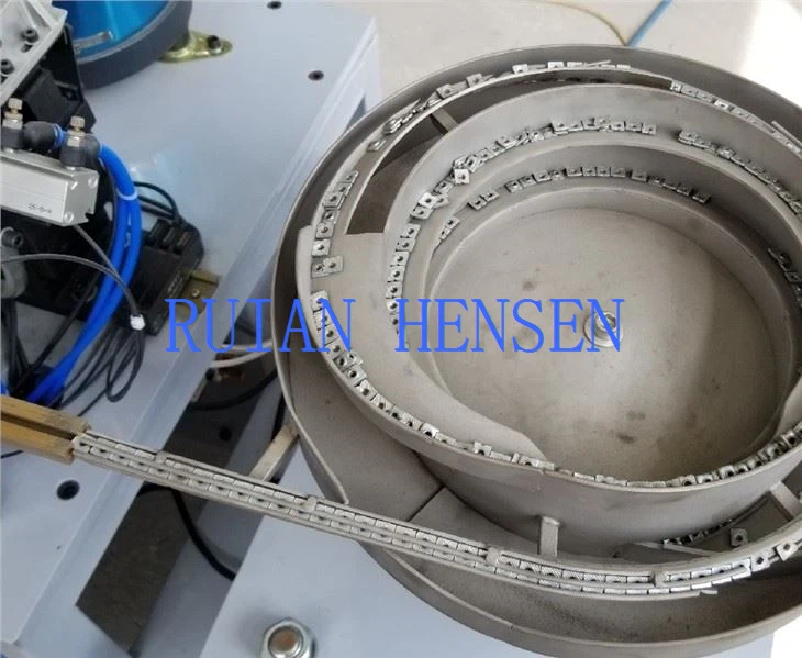Automatic Screw And Washer Assembly Machine